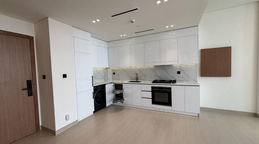 Brand New | Smart Home | Large Layout | Boulevard View